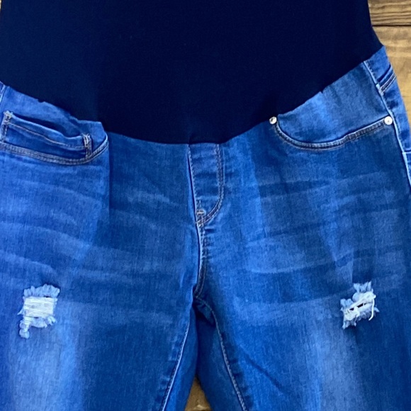Blue Savvy Maternity Jeans - Picture 8 of 11